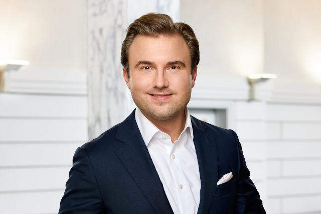 Portrait 






Philipp Jakubczyk
