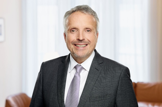 Portrait 
Klaus Sojer